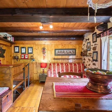 Il Gianlupo By Interhome シャレー